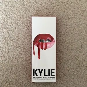 Kylie Lip Kit